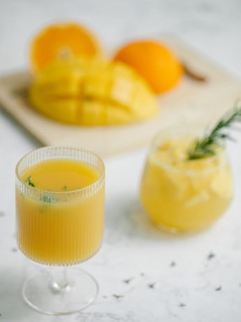 juices with mango