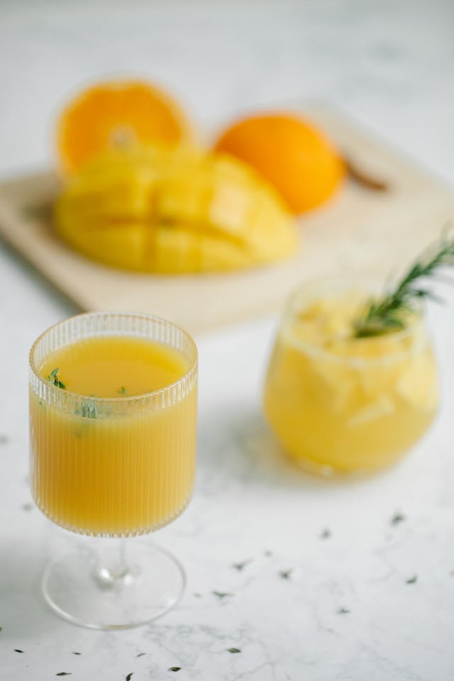 juices with mango