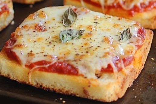 Pizza Toast