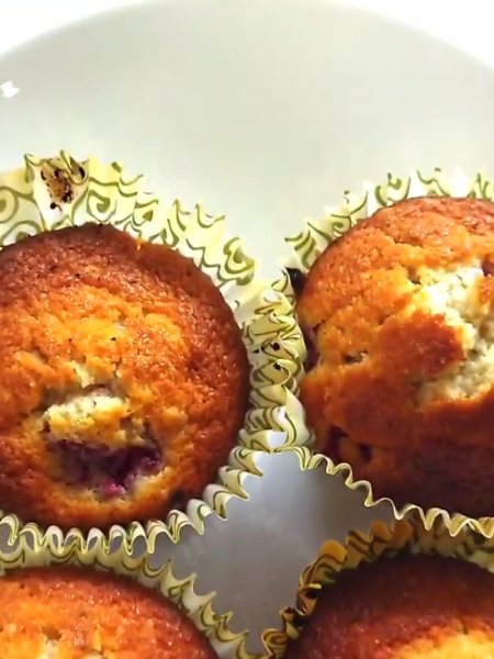 Best Raspberry Cupcakes