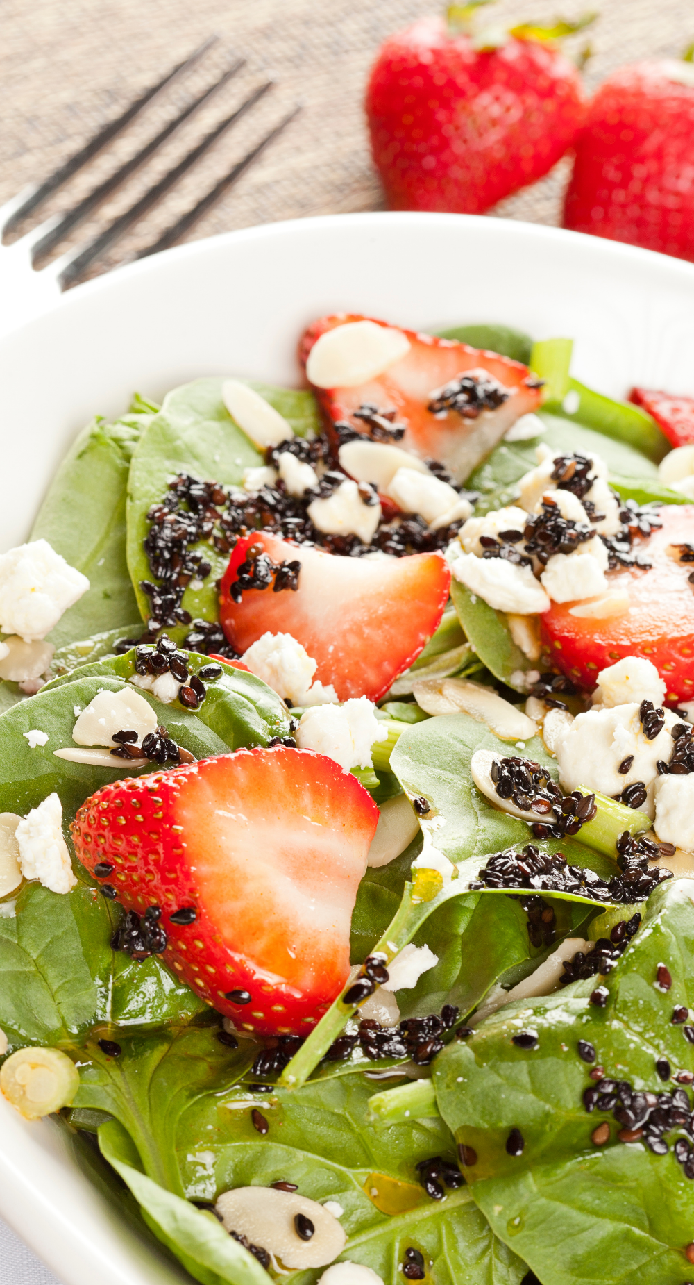 spinach strawberry salad