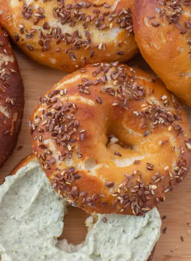 Greek Yogurt Bagels