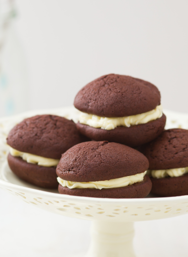 ginger bread whoopie pies